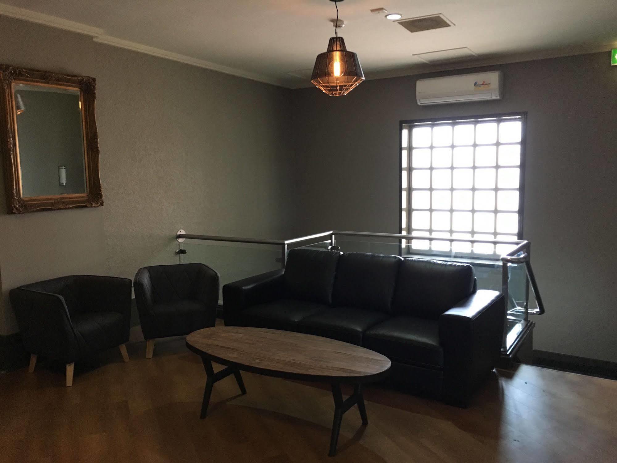 Amaroo Hotel Dubbo Esterno foto