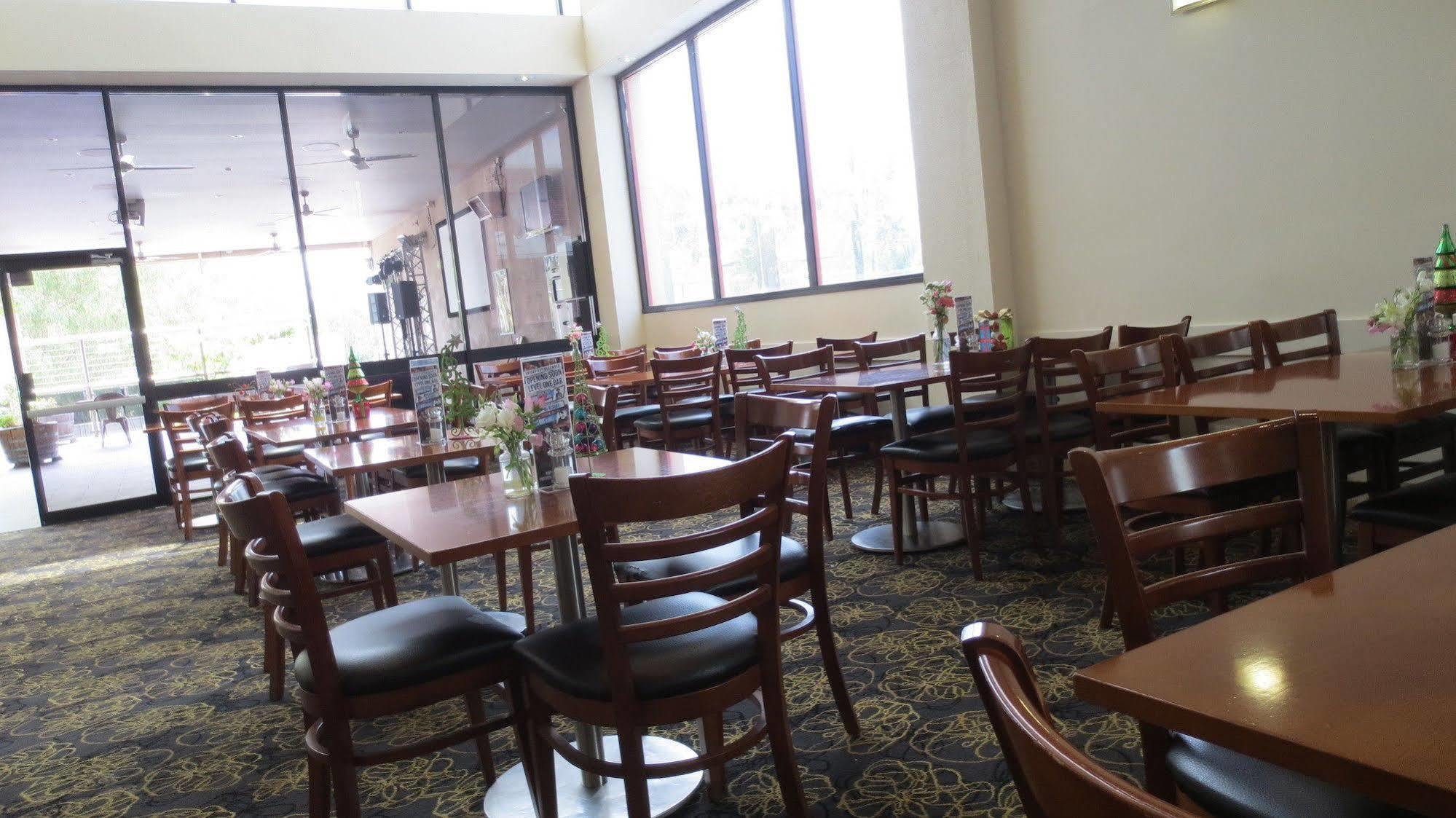 Amaroo Hotel Dubbo Esterno foto